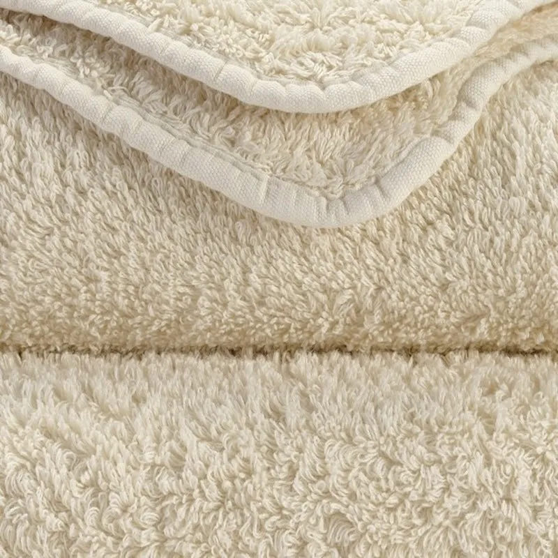 Abyss Super Pile Bath Towel 28x54 Ecru 101