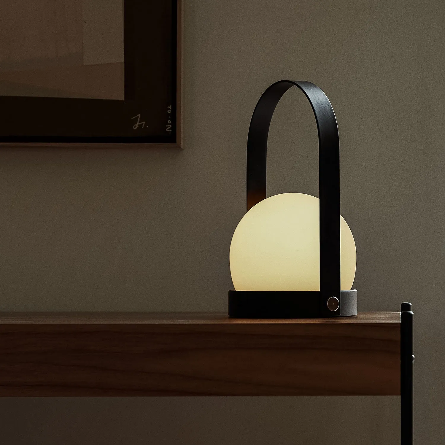 audo copenhagen (menu) | carrie portable table lamp | black v2