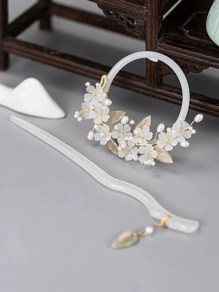 Back Hair Pin: White Jade