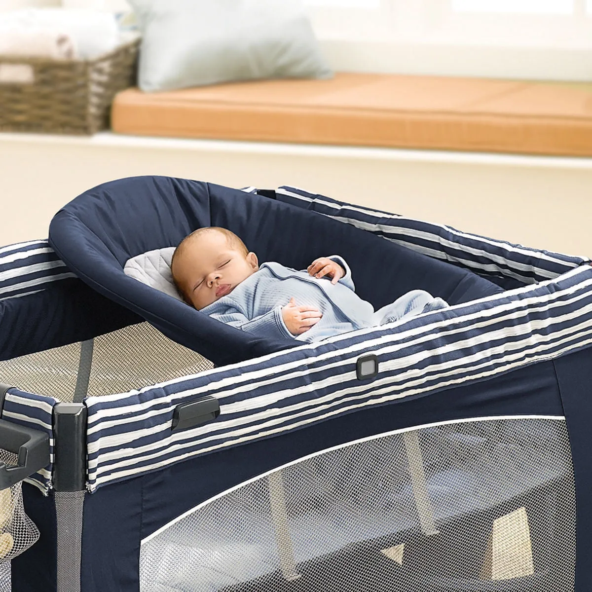 Chicco Lullaby Baby Playard - Rainfall