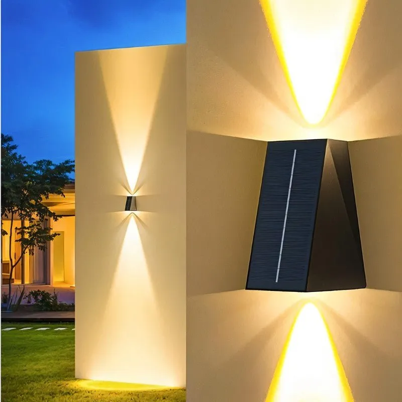 Exterius Outdoor Wall Lamp