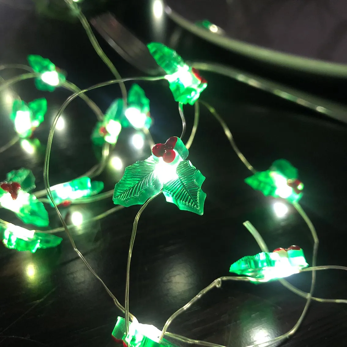 Green Holly String Lights - 3m