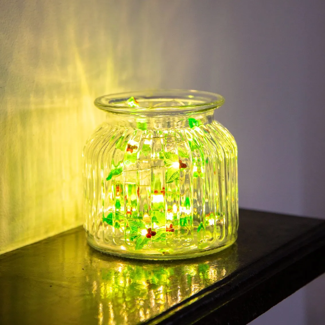 Green Holly String Lights - 3m