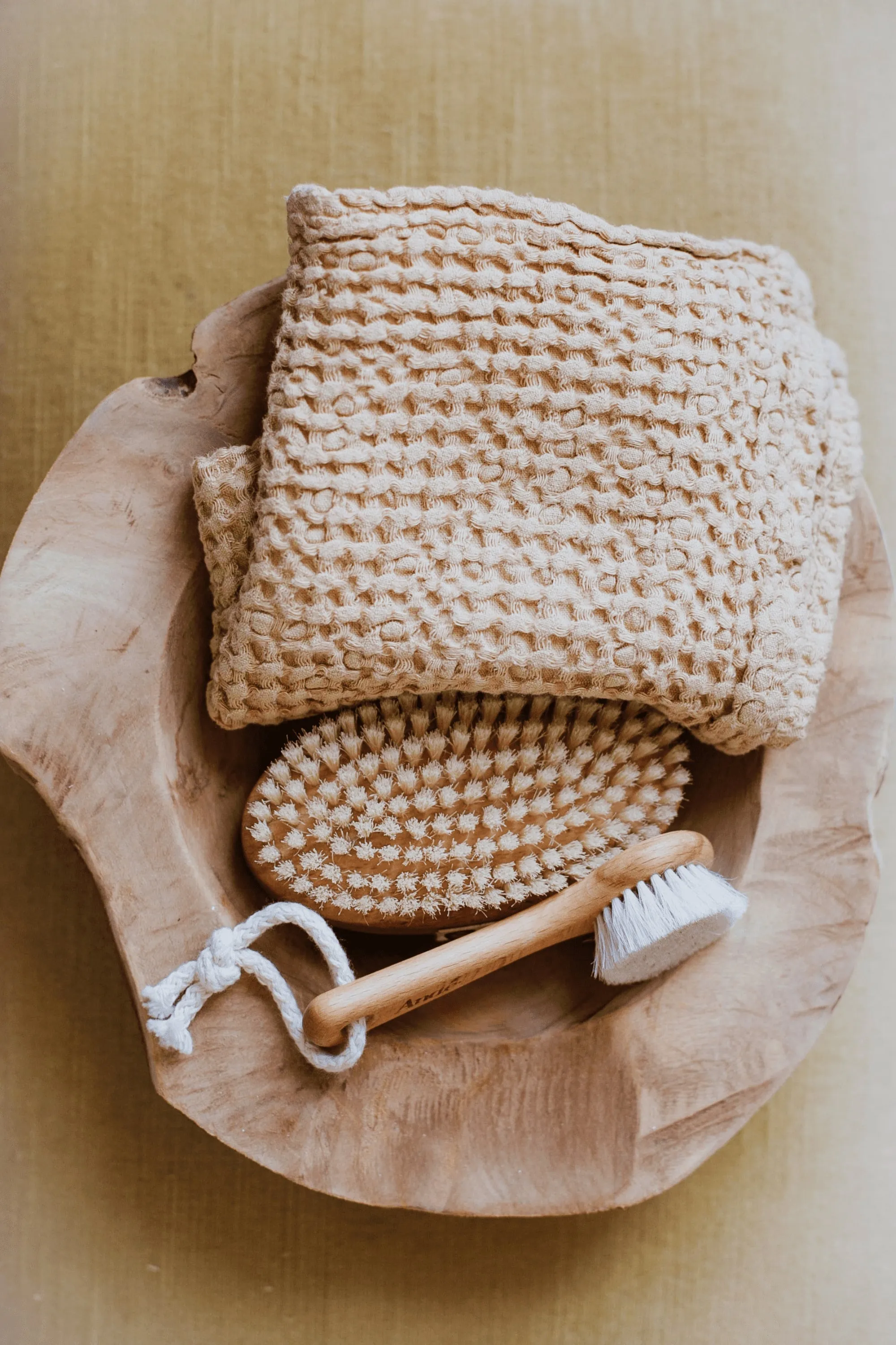 Linen Waffle Bath Towel - White