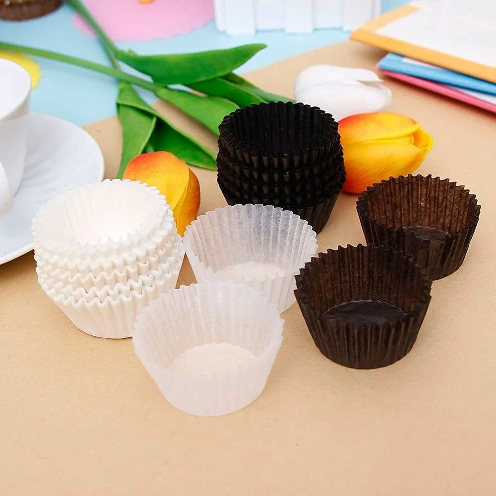 Magic Providers Cupcake Baking Paper Cup Liners 200pc | Hot Bun,Mini Muffin, Indian Sweets Mold Case | Cake Decorating Wrappers Tools for Kitchen Party Wedding Gifting Diameter - 6.8cm Random Patterns