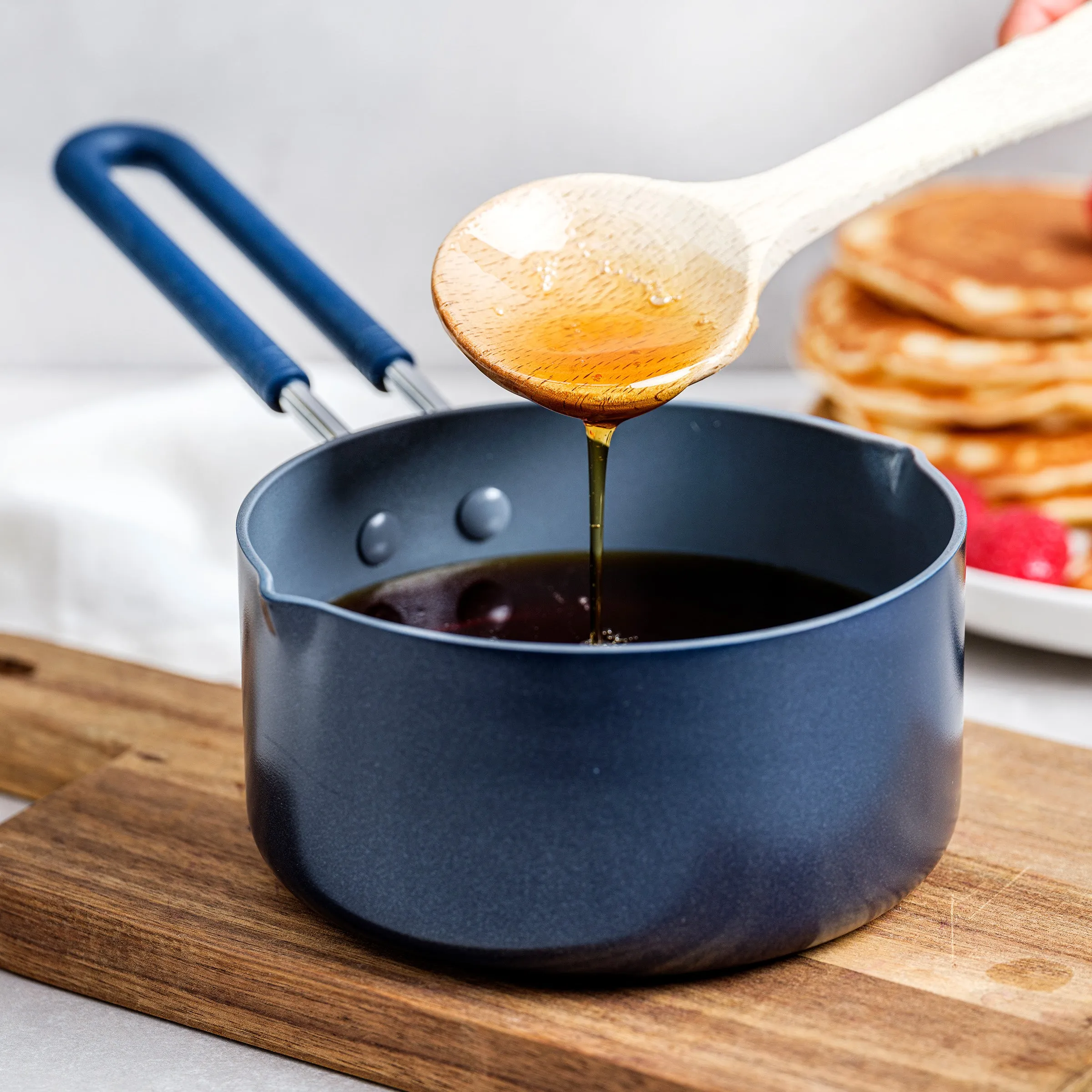 Mini Ceramic Nonstick 1-Quart Saucepan | Navy