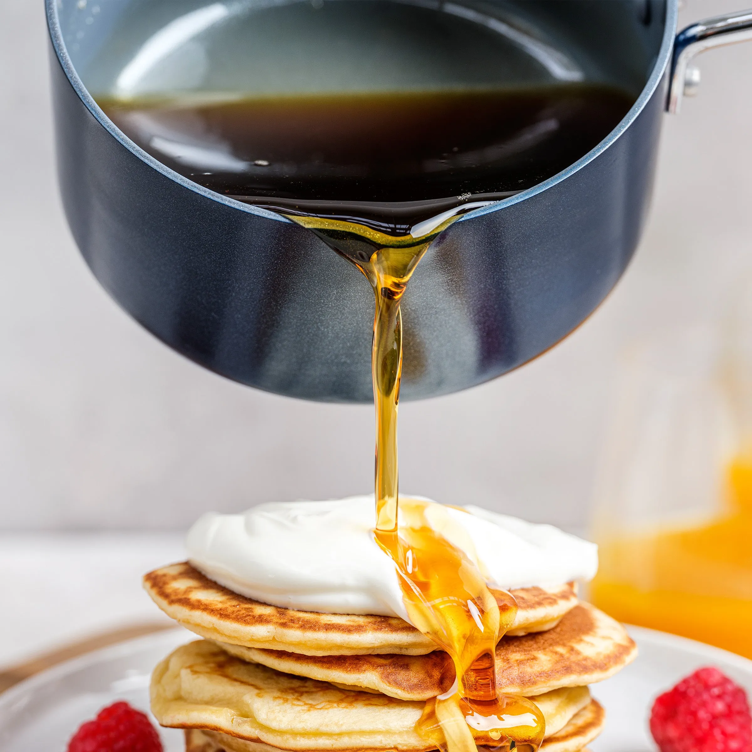 Mini Ceramic Nonstick 1-Quart Saucepan | Navy