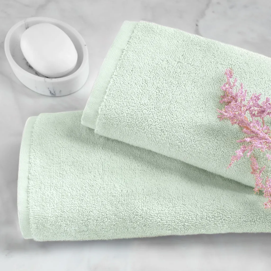 Plush Mint Green Towel Spa Bundle (2 Wash   2 Hand   4 Bath Towels)