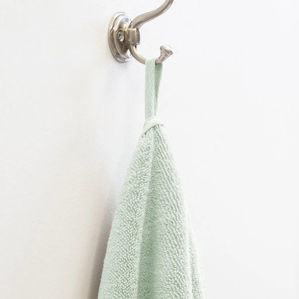 Plush Mint Green Towel Spa Bundle (2 Wash   2 Hand   4 Bath Towels)