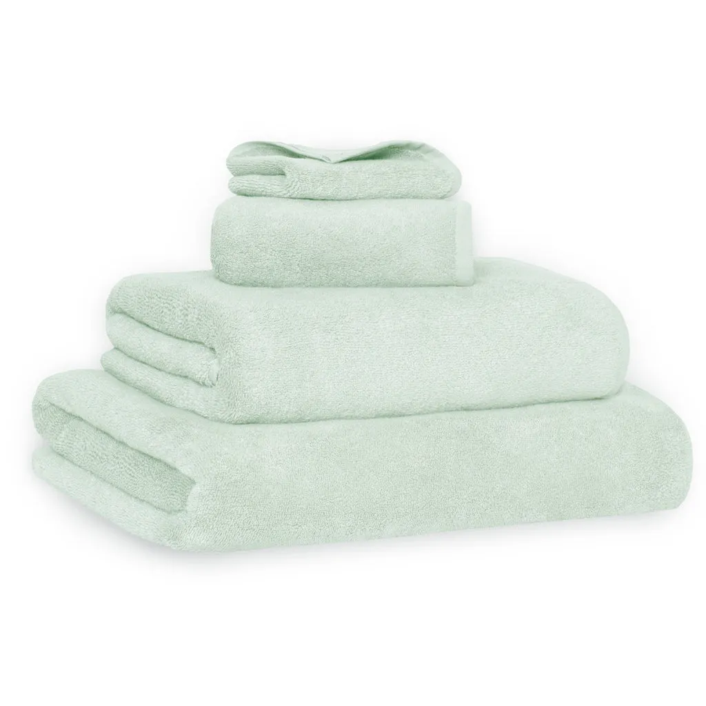 Plush Mint Green Towel Spa Bundle (2 Wash   2 Hand   4 Bath Towels)