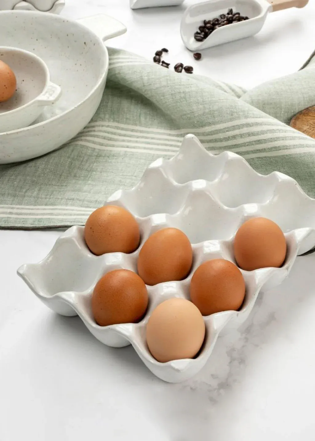 Porcelain 12-Egg Holder