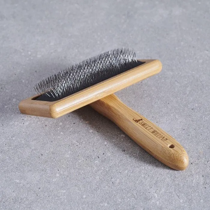 Sweet William - Bamboo Slicker Brush